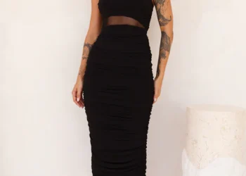 Awesome Midi Dresses: The Staple Piece Every Woman Needs in 2024