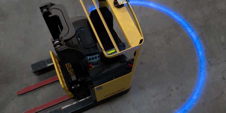 Safety First: The Role of Forklift Warning Lights in Accident Prevention