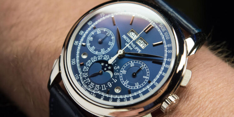 Exploring Enthralling World of First Copy Watches