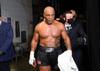 How Tall is Mike Tyson