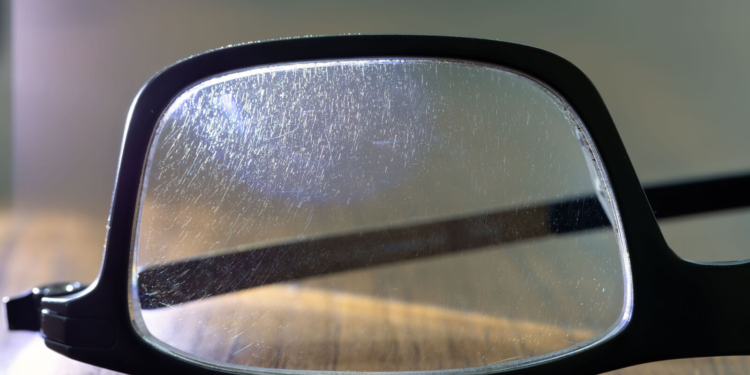 How to Remove Scratches from Glasses